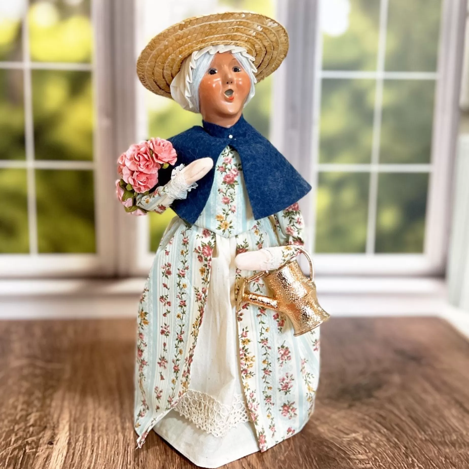 Gardening Martha Caroler By Byers' Choice<BYER's CHOICE, LTD Outlet