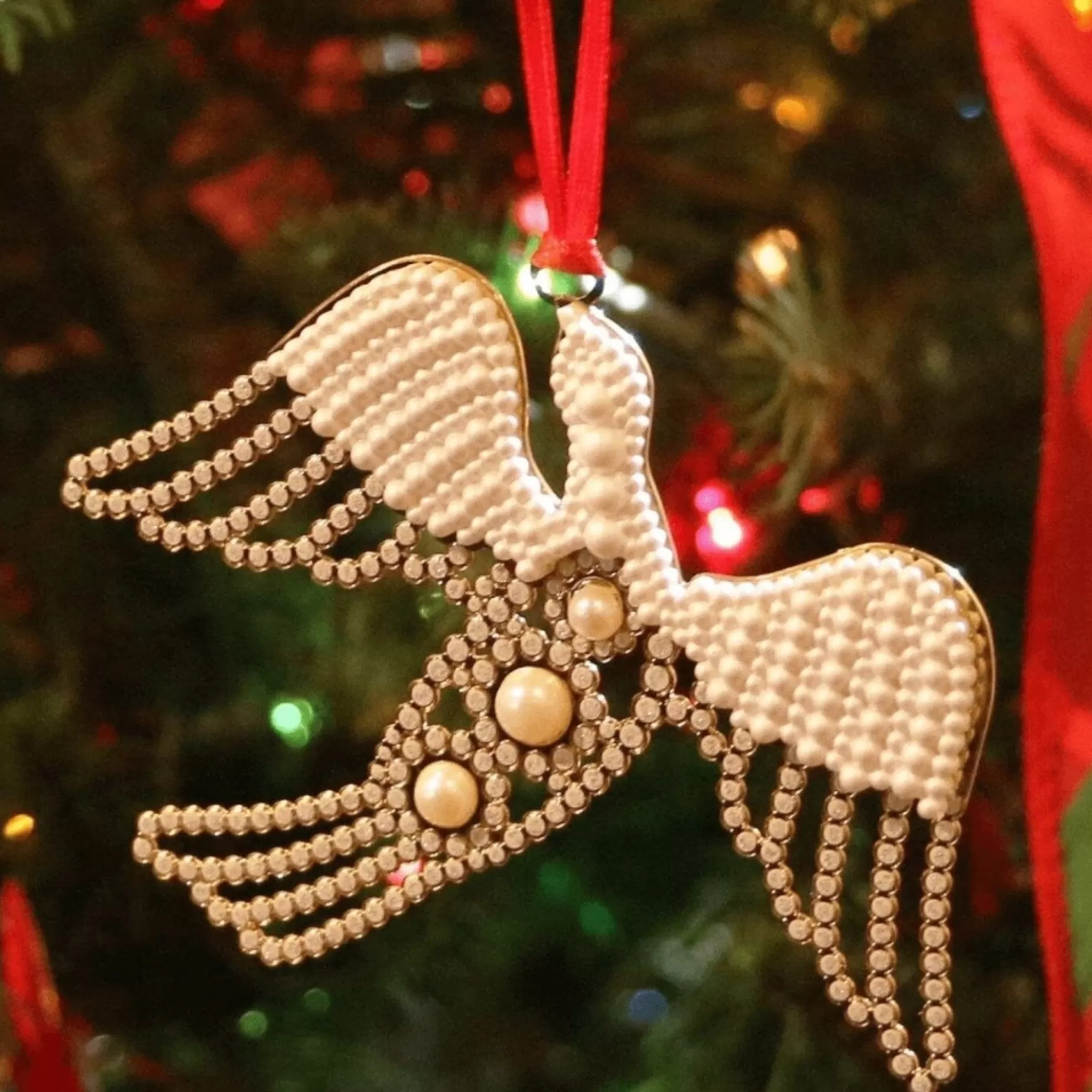 Martha's Pearl Dove Ornament<DESIGN MASTER ASSOCIATES New