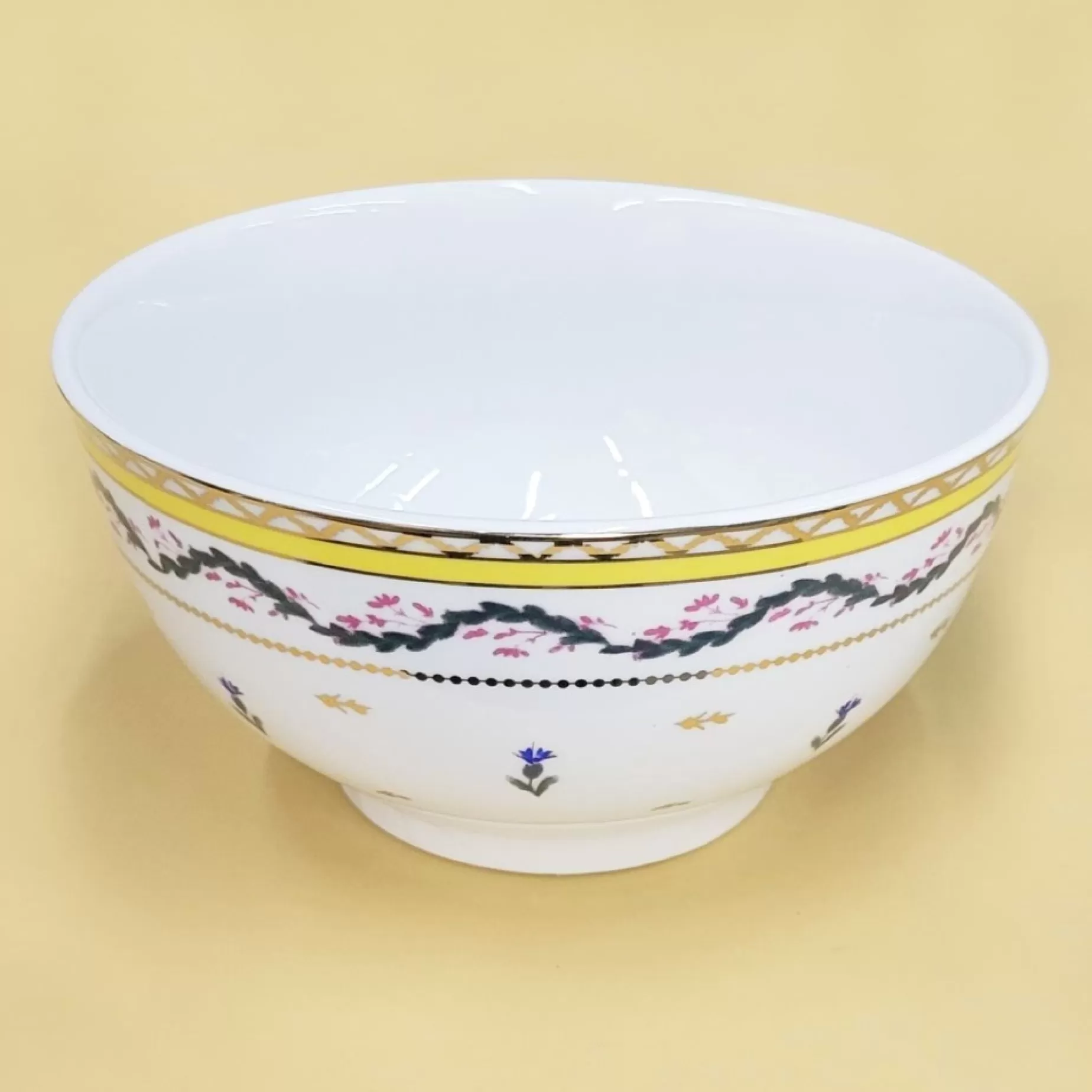 Mount Vernon Ribbons & Cornflower Porcelain Collection<* Outlet