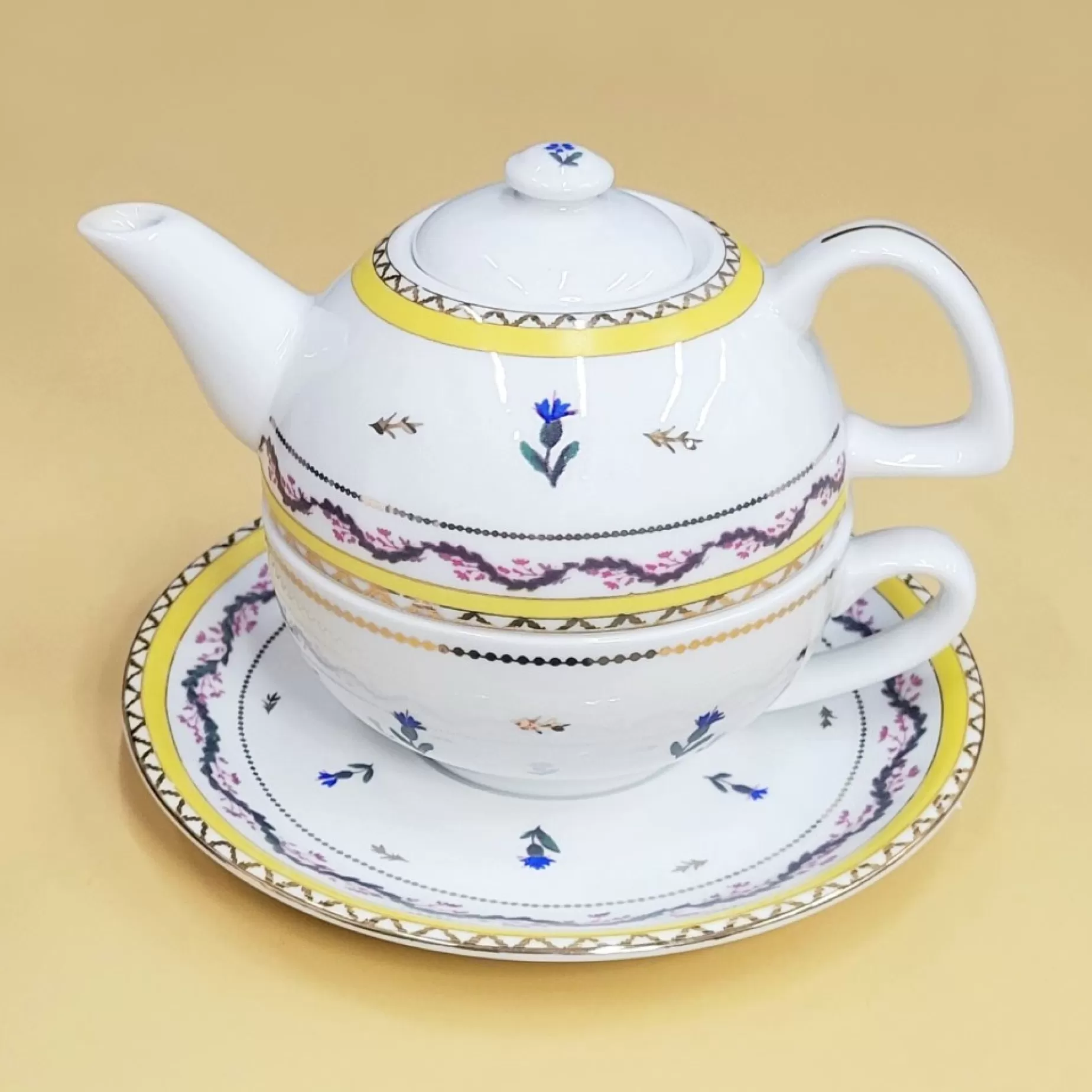 Ribbons And Cornflower Porcelain Tea For One<* Clearance